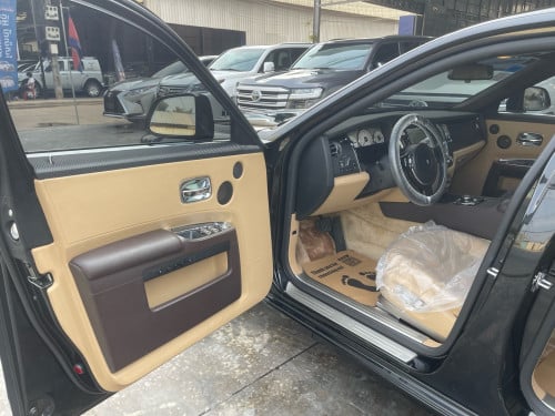 ROLLS ROYCE Ghost Series ||ឡាននៅថ្មីដូចខ្លាញ់គោម្ចាស់ដើមទី 1 ( គីឡូតិច )