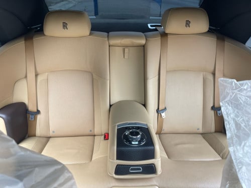 ROLLS ROYCE Ghost Series ||ឡាននៅថ្មីដូចខ្លាញ់គោម្ចាស់ដើមទី 1 ( គីឡូតិច )