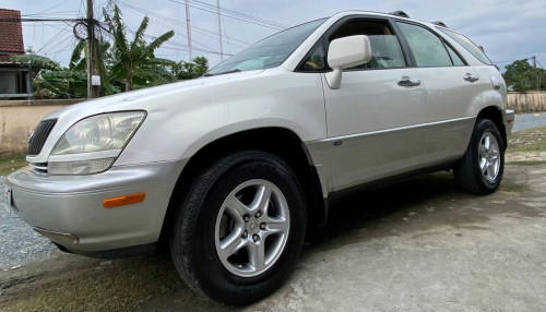 RX300 ឆ្នាំ01ប៉ុង1  សរកាំម៉ៃ លក់