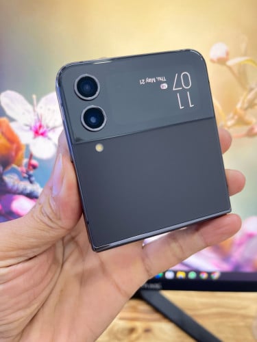 SAMSUNG GALAXY Z Flip4