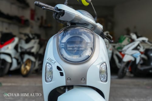 Scoopy025         95%