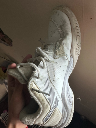 Shoe badminton