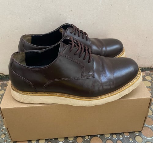 Moc Toe shoes