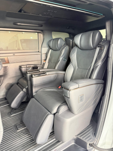 Toyot alphard 2023