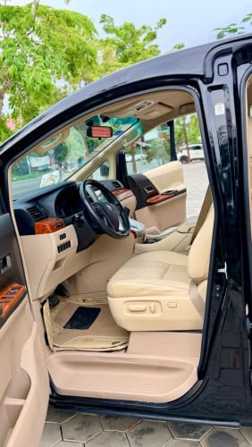 Toyota alphard 2010 up 2018