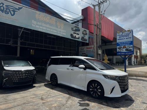 Toyota Alphard 2024 Executive lounge 7 seats Full options ទ្វាបុឺតអូតូ ឡាននៅថ្មីដូចខ្លាញ់គោ