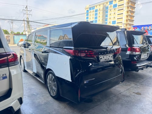 Toyota Alphard 2024 Executive lounge 7 seats Full options  ឡាននៅថ្មីដូចខ្លាញ់គោ