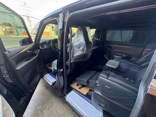 Toyota Alphard 2024 Executive lounge 7 seats Full options  ឡាននៅថ្មីដូចខ្លាញ់គោ