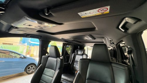 TOYOTA ALPHARD EXECUTIVE LOUNGE