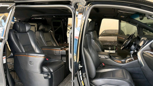 TOYOTA ALPHARD EXECUTIVE LOUNGE