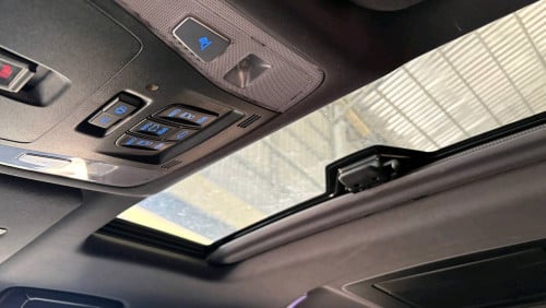 TOYOTA ALPHARD EXECUTIVE LOUNGE