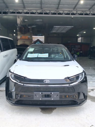 TOYOTA BZ5 Pro 630Km