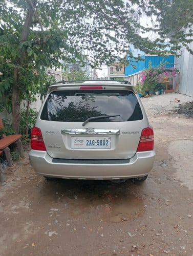 toyota highlander.លីវិធីតហូលពេញ.បើកដំបូល.ចាស់ដើមទី 1។