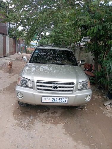 toyota highlander.លីវិធីតហូលពេញ.បើកដំបូល.ចាស់ដើមទី 1។