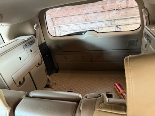 Toyota Land Cruiser 2011