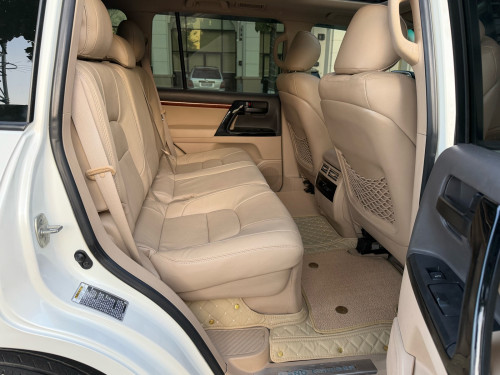 Toyota Land Cruiser 2012 V6សាំង full (អារ៉ាប់)