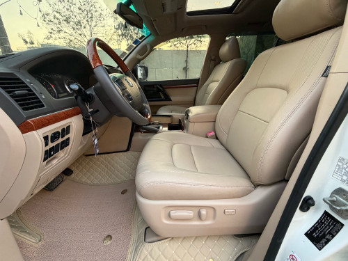 Toyota Land Cruiser 2012 V6សាំង full (អារ៉ាប់)