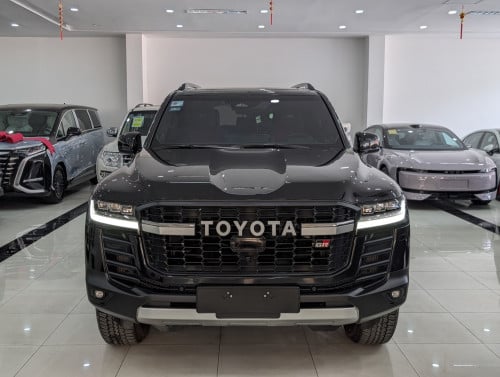 Toyota Land Cruiser GR Sport 2025