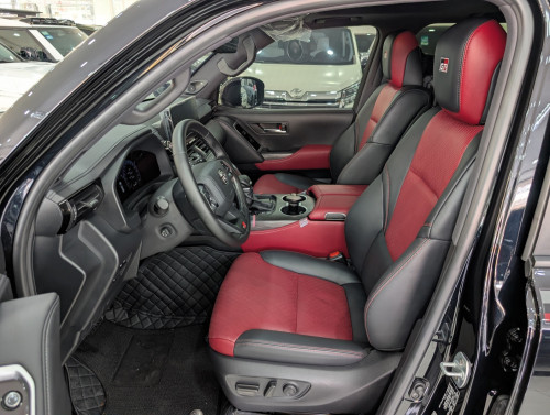 Toyota Land Cruiser GR Sport 2025