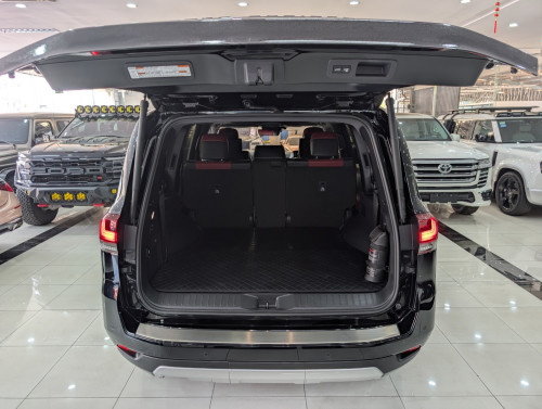 Toyota Land Cruiser GR Sport 2025