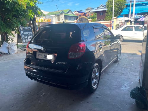 Toyota Matrix 03 Full