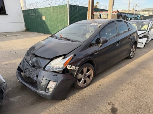 Toyota Prius 2010 op5 អត់ច្រេស