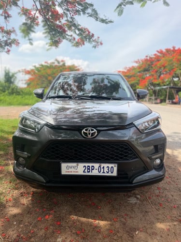 Toyota Riaze 2022 លក់ តំលៃចចារគ្នាបាន