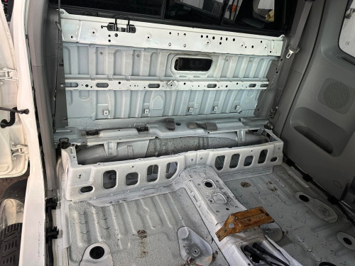 Toyota Tacoma 2006 ឡានស្អាត ទឹកថ្នាំ 95%