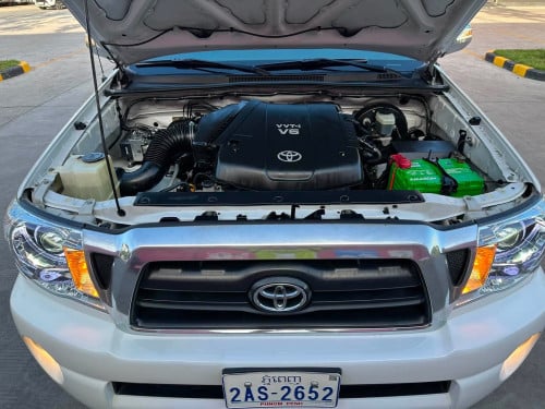 Toyota Tacoma 2006 ឡានស្អាត ទឹកថ្នាំ 95%