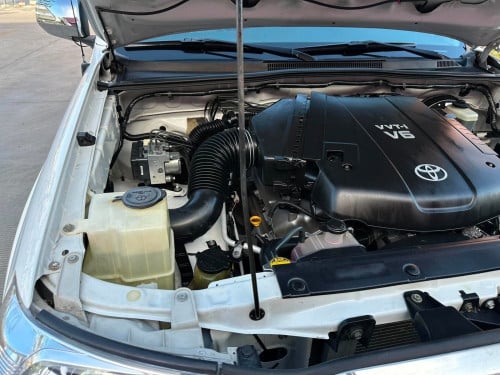 Toyota Tacoma 2006 ឡានស្អាត ទឹកថ្នាំ 95%