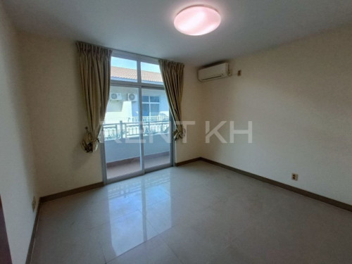 Villa for rent near Camko city