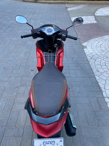 Wave125 018 កាតគ្រី