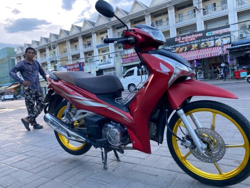 Wave125 018 កាតគ្រី