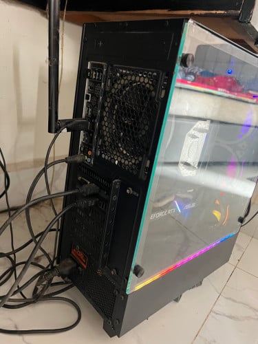 Xeon E5 ( 24core) with Monitor for Editing