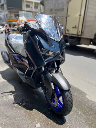 XMAX 250