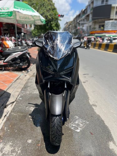 XMAX 250