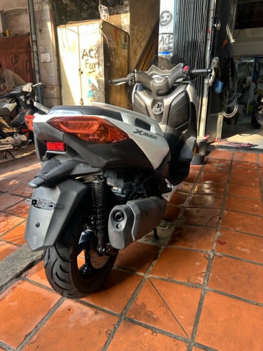XMAX 250