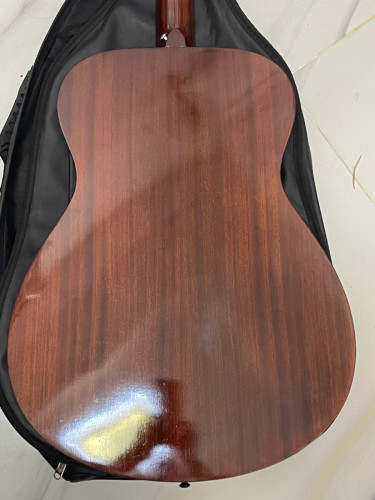 Yamaha FG-130