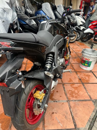Z125