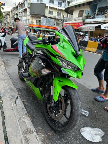 ZX25R