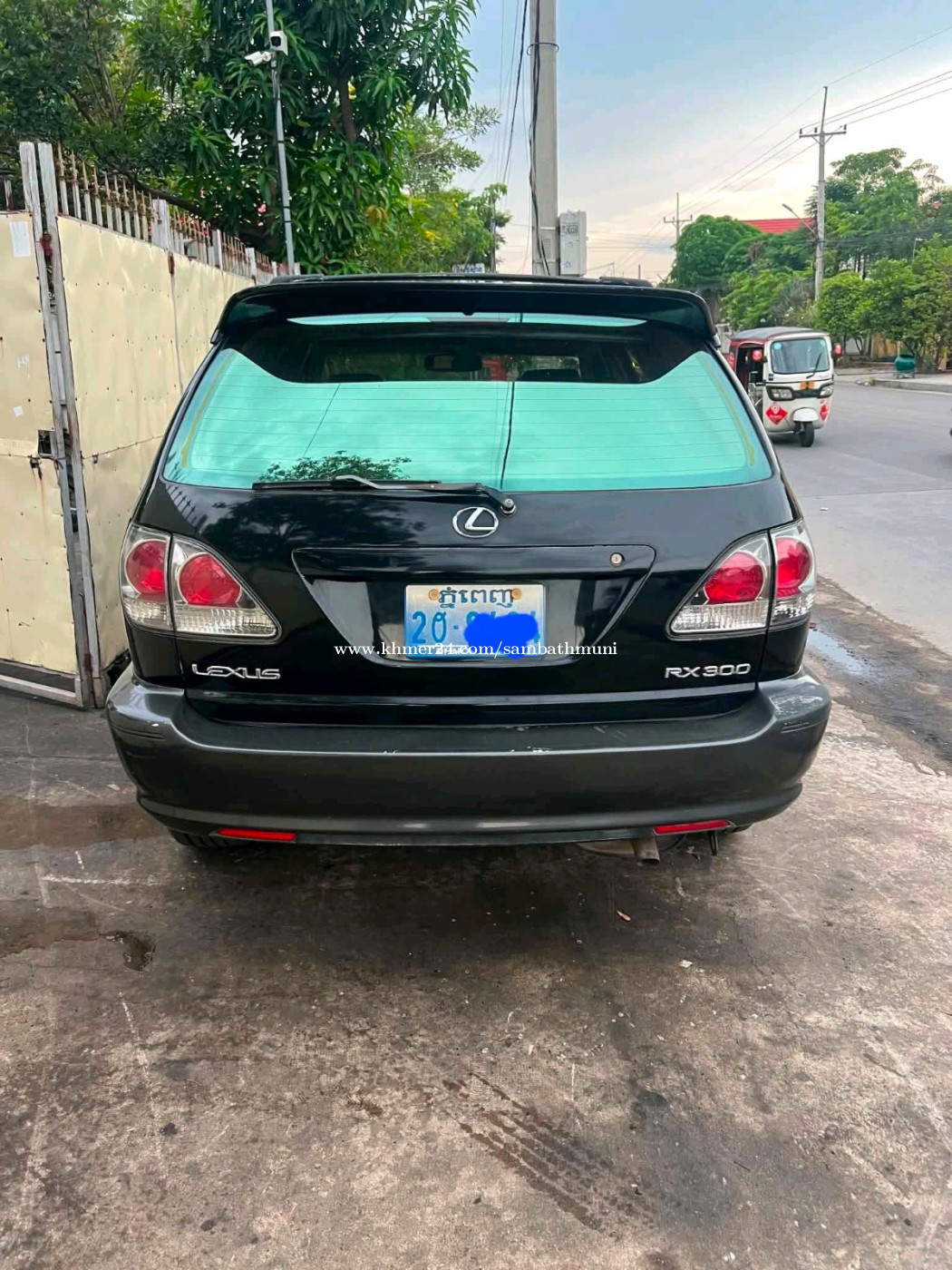 Lexus rx 300 2001 ប៉ុង 2 price $7500.00 in Preaek Pnov, Preaek Pnov ...