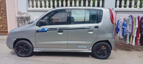 ឡានថ្មីសាច់ដែលខ្ចី