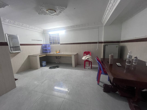 លក់ផ្ទះ ផ្ទាល់ខ្លួន មុខព្រលានពោធិ៍ចិនតុង
