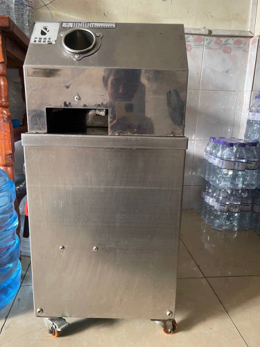 ម៉ាសុីនទឹកអំពៅ