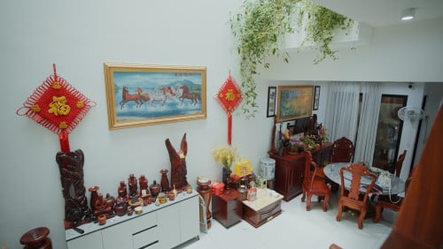 ផ្ទះលក់ក្រោមទីផ្សារបុរៅ
