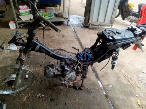 ម៉ូតូ