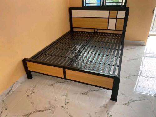 ទូទឹកក 190$ និងគ្រែគេង110$