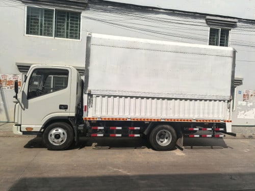 货车，2.5吨
