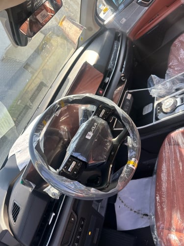 សេរីថ្មី 2027 Kia Carnival មានក្នុងស្ដុក ម៉ាស៊ូត