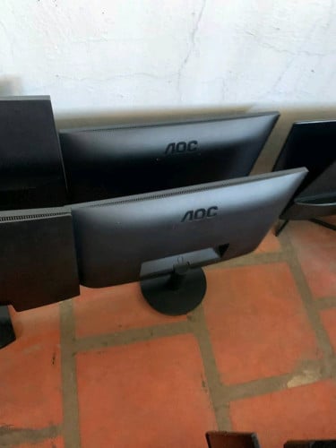 ស្តុកថ្មីបងៗ 24"  និង  27" ​